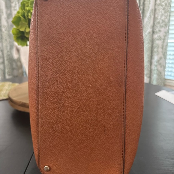 Kate Spade Tan Leather Satchel purse - Picture 9 of 16